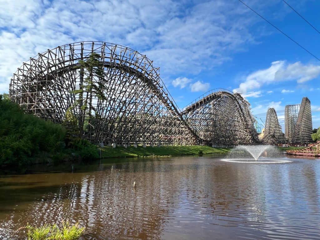 six-flags-on-ride-filming-policy-explained-theme-parks-by-don